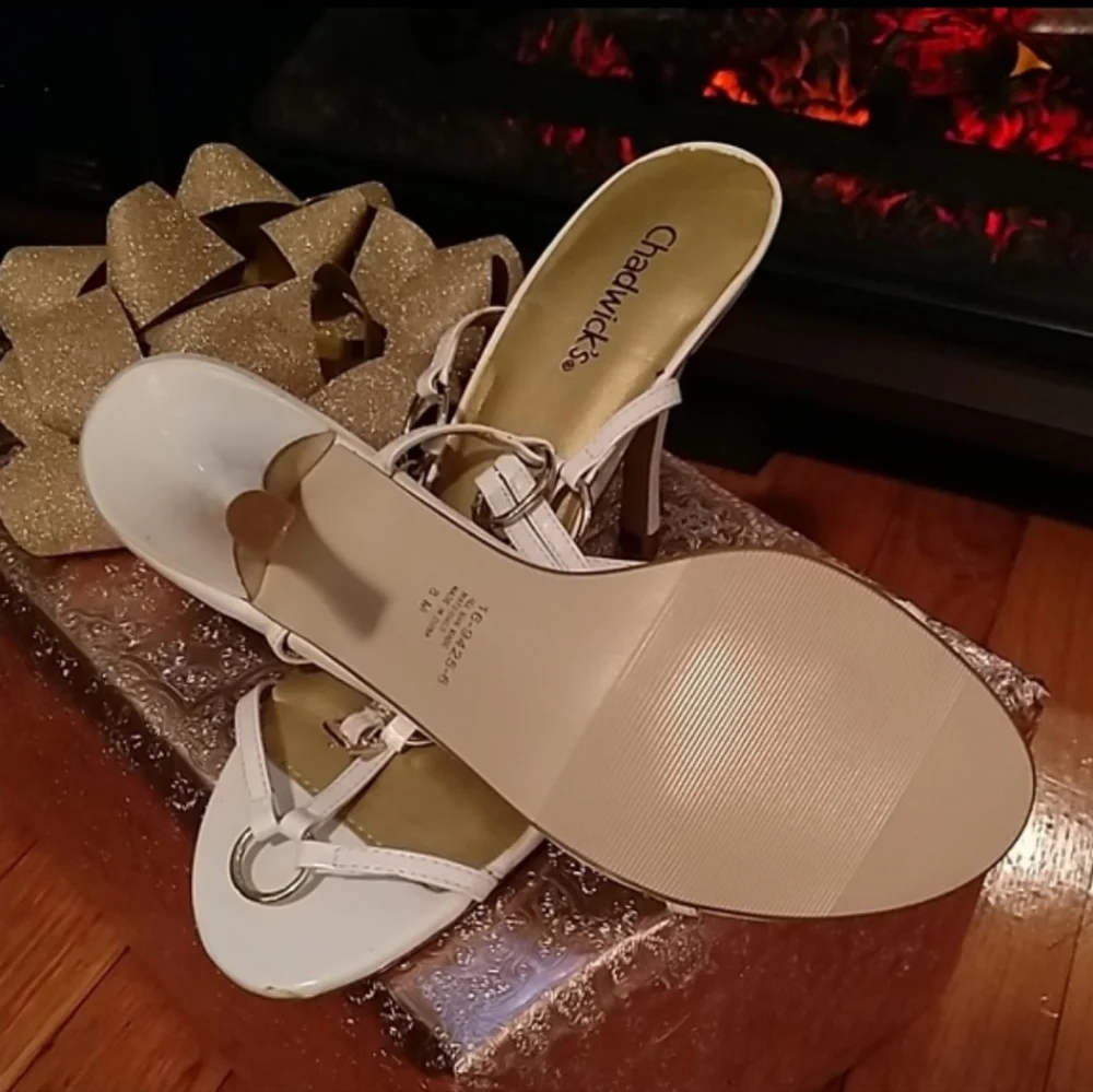 Chadwicks White Ankle Strap Shoes Size 8